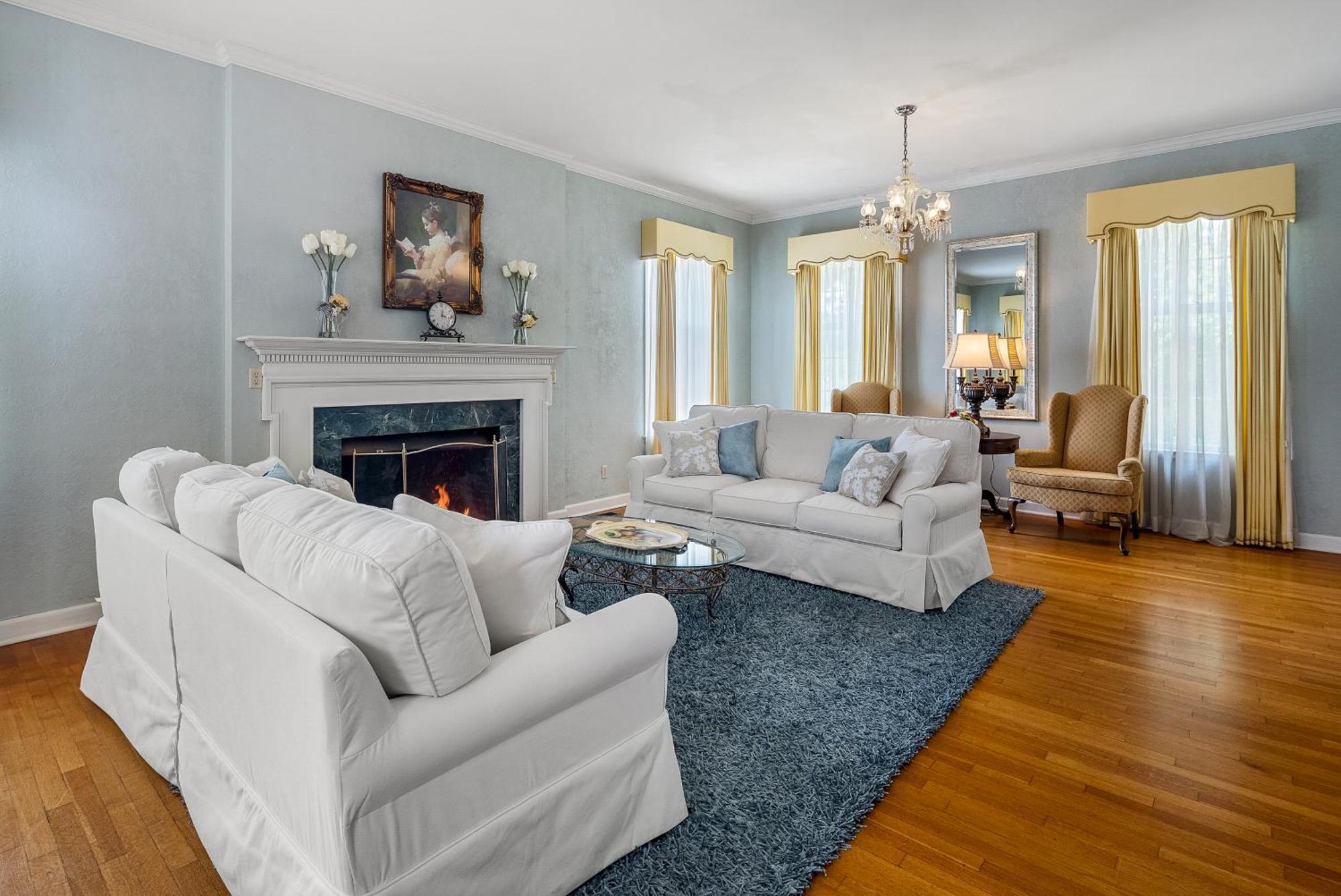 Beland Mansion-Treasured Mist Suite! Форт Смит Екстериор снимка